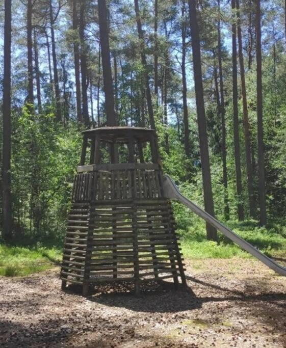 Bungalow Direkt Am See, Mit Eigenem Boot Родинг Екстериор снимка