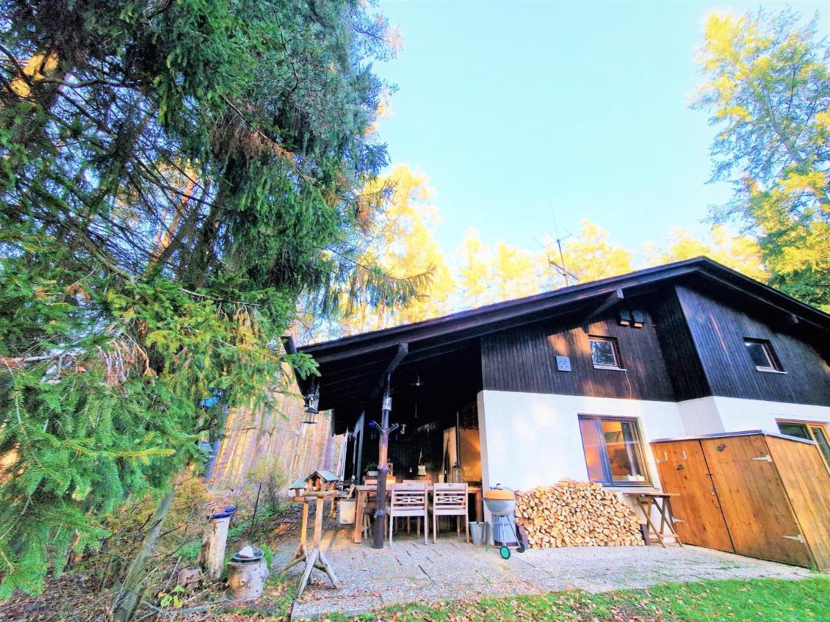 Bungalow Direkt Am See, Mit Eigenem Boot Родинг Екстериор снимка